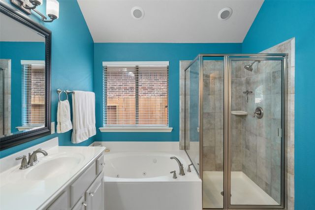 12207 Grand Arches Lane, Humble, TX 77346