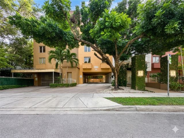 2630 SW 28th Street 44, Miami, FL 33133