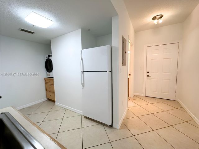 2630 SW 28th Street 44, Miami, FL 33133