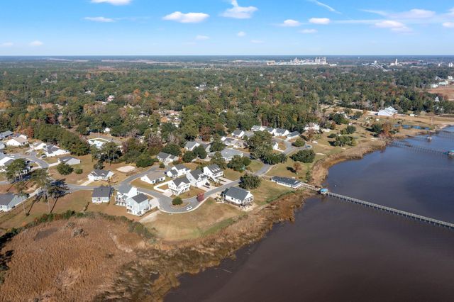 2664 Seaport Circle, Georgetown, SC 29440