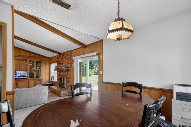 2884 Airways Dr, Tyler, TX 75704