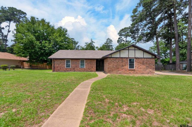 2884 Airways Dr, Tyler, TX 75704