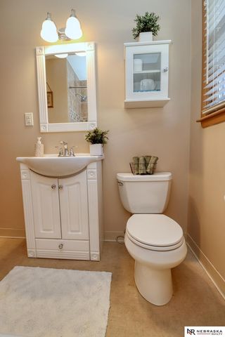 2519 S 54th Street, Lincoln, NE 68506