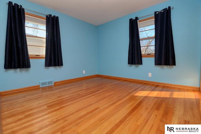 2519 S 54th Street, Lincoln, NE 68506