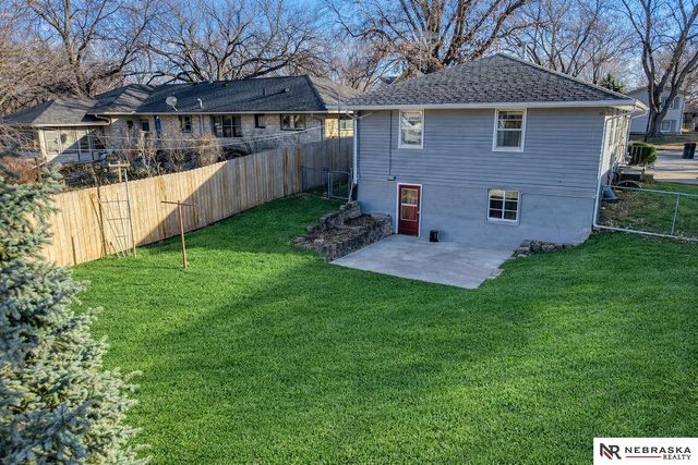 2519 S 54th Street, Lincoln, NE 68506