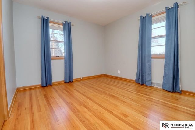 2519 S 54th Street, Lincoln, NE 68506