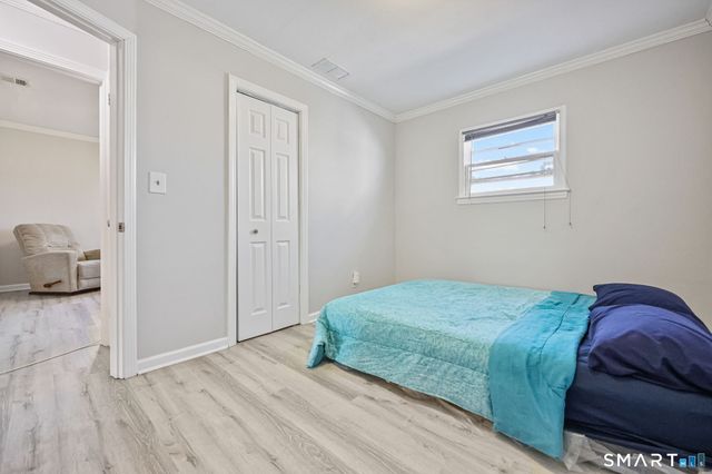 5 Sanford Place, Stratford, CT 06615