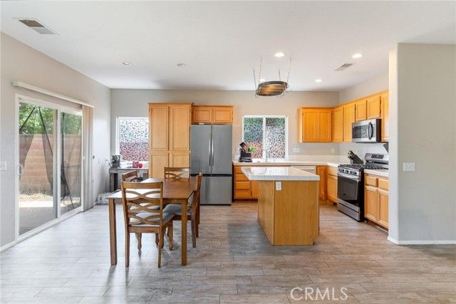 1312 Daylily Dr., Beaumont, CA 92223