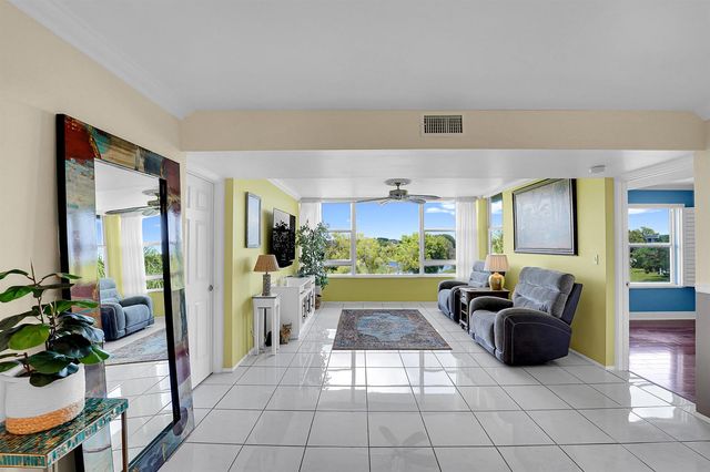 4145 Cypress Reach Court 505, Pompano Beach, FL 33069
