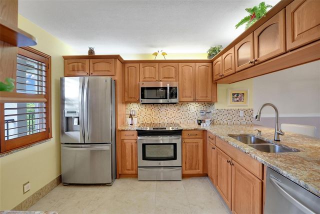 4145 Cypress Reach Court 505, Pompano Beach, FL 33069