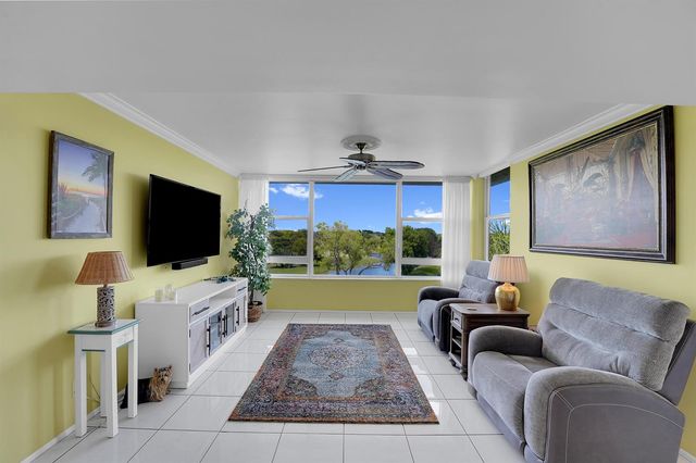 4145 Cypress Reach Court 505, Pompano Beach, FL 33069