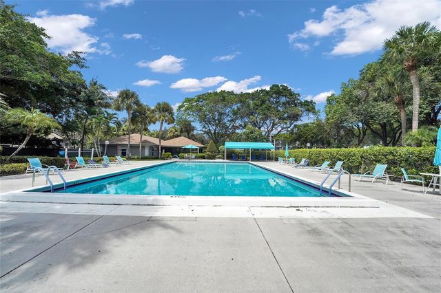 4145 Cypress Reach Court 505, Pompano Beach, FL 33069