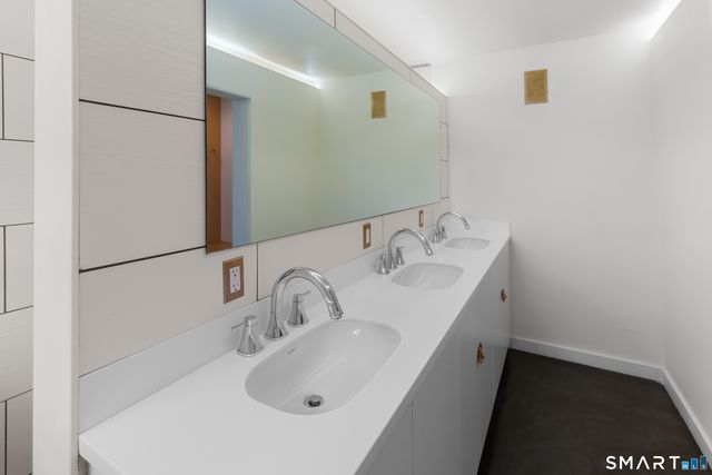 118 Roseville Road, Westport, CT 06880