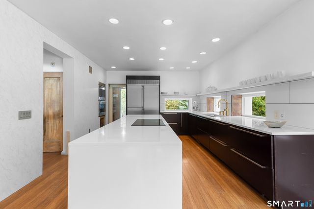 118 Roseville Road, Westport, CT 06880