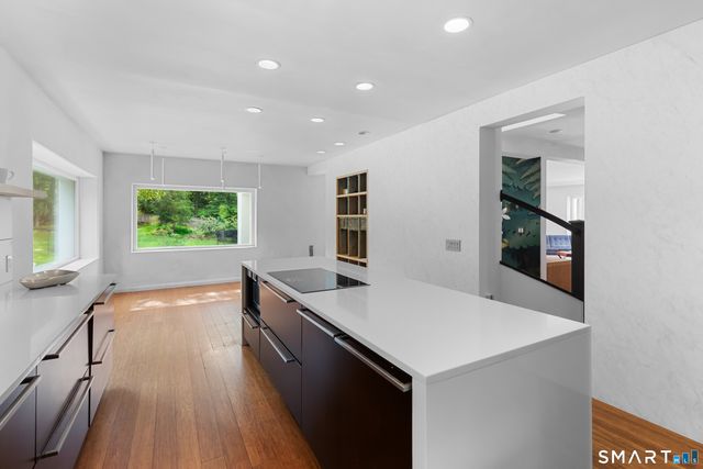 118 Roseville Road, Westport, CT 06880