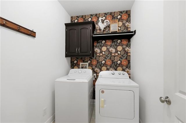 9908 N Lewis Avenue, Kansas City, MO 64157