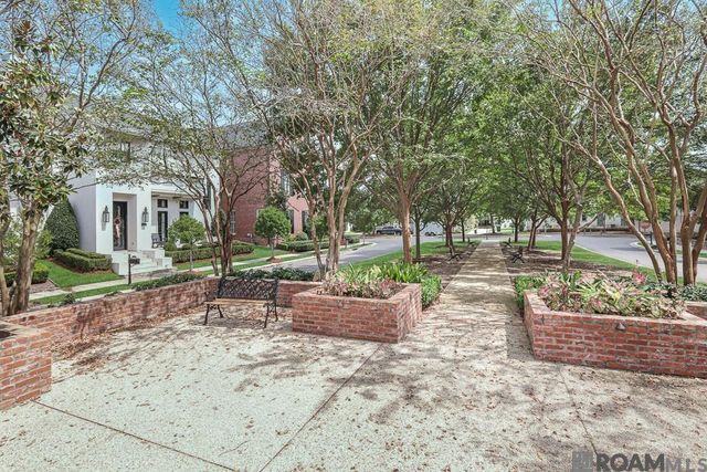 11437 Center Court Blvd, Baton Rouge, LA 70810