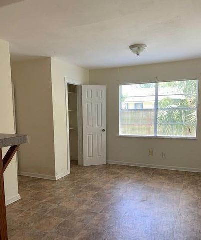 103 Trout Street, Galveston, TX 77550