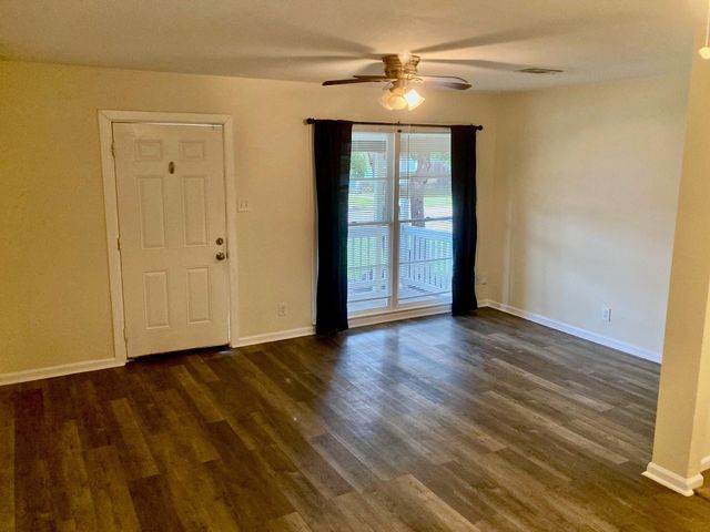 103 Trout Street, Galveston, TX 77550