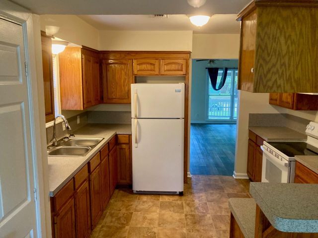 103 Trout Street, Galveston, TX 77550