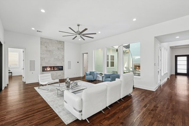 6216 Via Italia Drive, Flower Mound, TX 75077