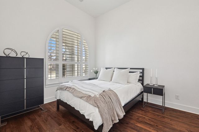 6216 Via Italia Drive, Flower Mound, TX 75077