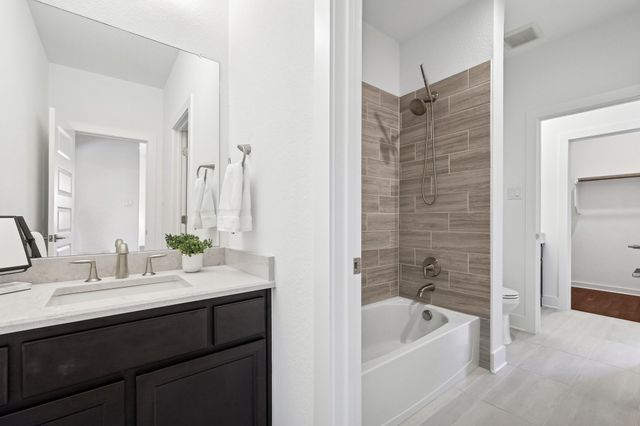 6216 Via Italia Drive, Flower Mound, TX 75077