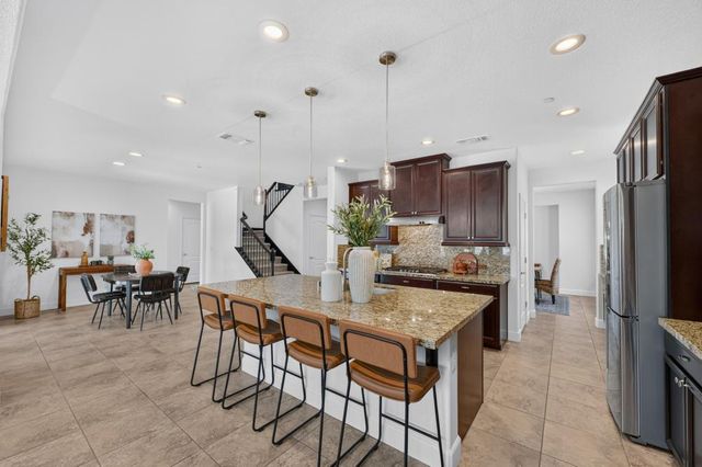 2593 Creek Hollow Rd, Rocklin, CA 95765