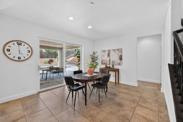 2593 Creek Hollow Rd, Rocklin, CA 95765