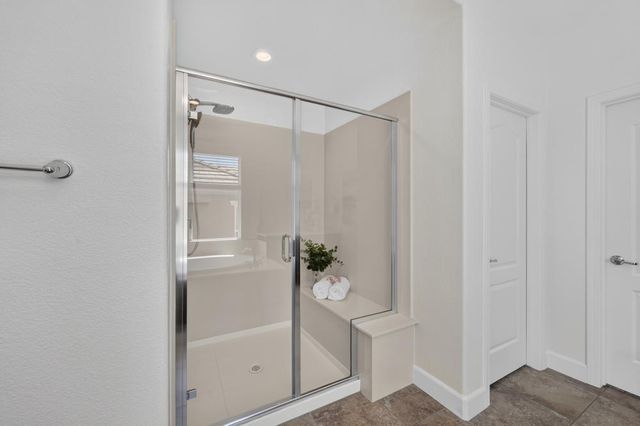 2593 Creek Hollow Rd, Rocklin, CA 95765