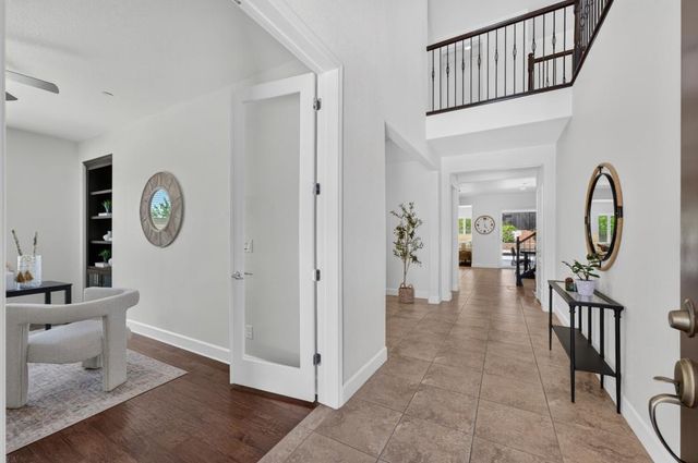 2593 Creek Hollow Rd, Rocklin, CA 95765