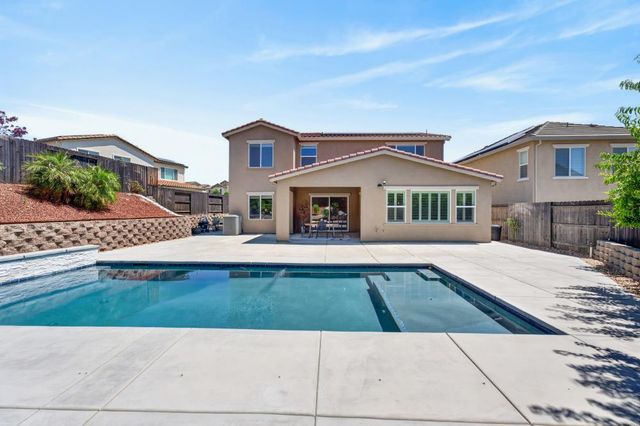 2593 Creek Hollow Rd, Rocklin, CA 95765