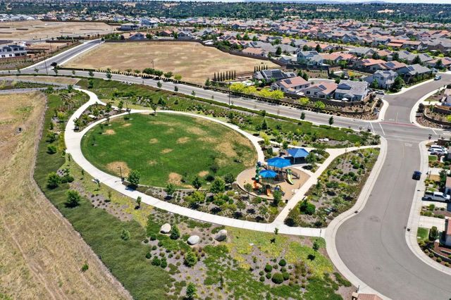 2593 Creek Hollow Rd, Rocklin, CA 95765