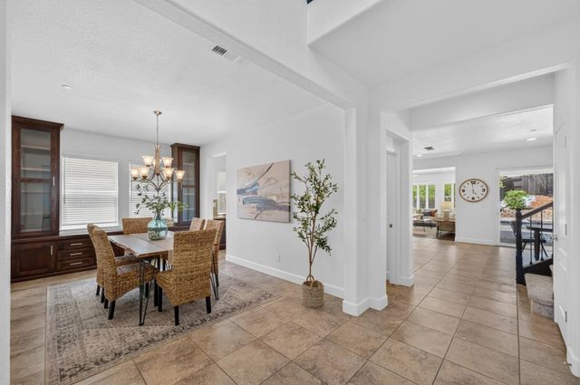 2593 Creek Hollow Rd, Rocklin, CA 95765
