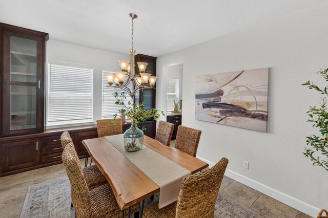 2593 Creek Hollow Rd, Rocklin, CA 95765