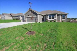 11122 N Bristol Avenue, Kansas City, MO 64156