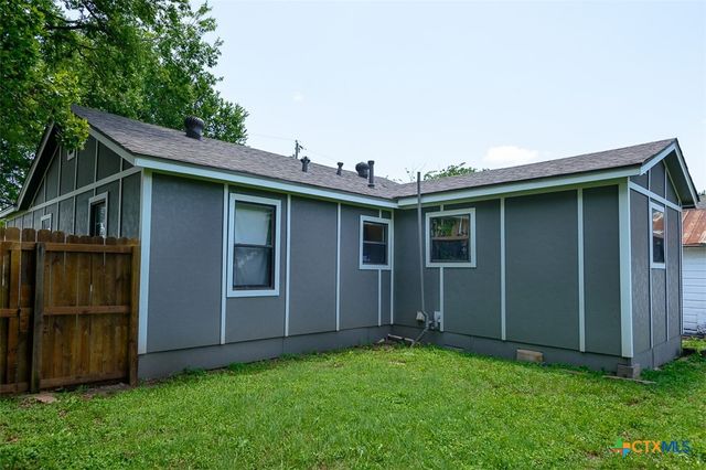 703 W Avenue O, Belton, TX 76513