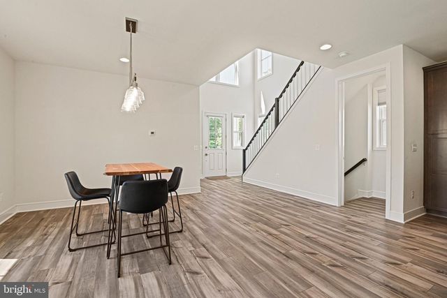23099 GLENWOOD HEIGHTS CIR, Brambleton, VA 20148