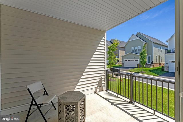 23099 GLENWOOD HEIGHTS CIR, Brambleton, VA 20148