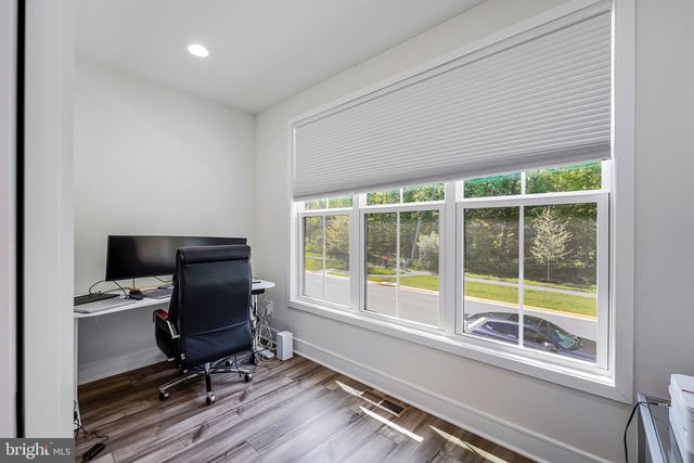 23099 GLENWOOD HEIGHTS CIR, Brambleton, VA 20148