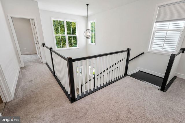 23099 GLENWOOD HEIGHTS CIR, Brambleton, VA 20148