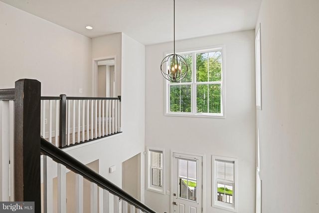23099 GLENWOOD HEIGHTS CIR, Brambleton, VA 20148