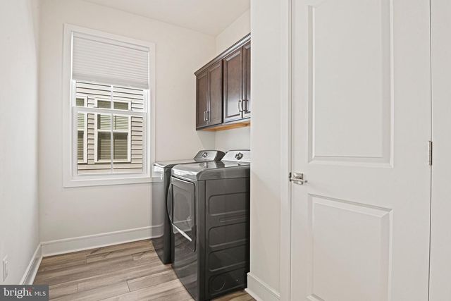 23099 GLENWOOD HEIGHTS CIR, Brambleton, VA 20148