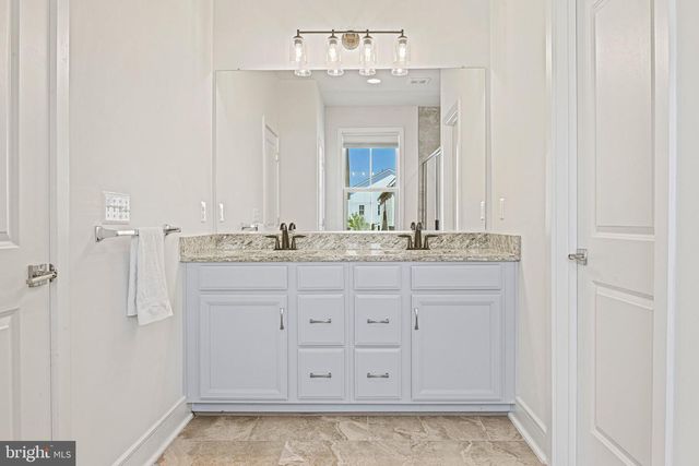 23099 GLENWOOD HEIGHTS CIR, Brambleton, VA 20148