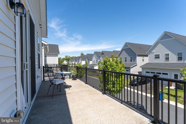 23099 GLENWOOD HEIGHTS CIR, Brambleton, VA 20148