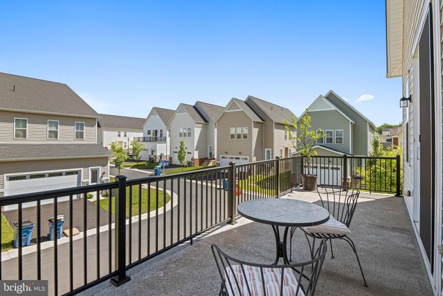 23099 GLENWOOD HEIGHTS CIR, Brambleton, VA 20148