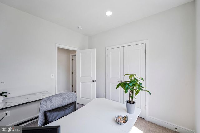 23099 GLENWOOD HEIGHTS CIR, Brambleton, VA 20148