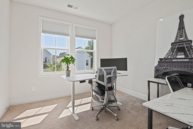 23099 GLENWOOD HEIGHTS CIR, Brambleton, VA 20148