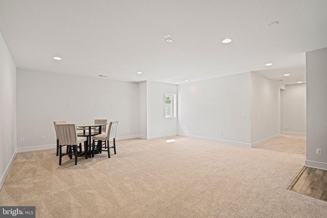 23099 GLENWOOD HEIGHTS CIR, Brambleton, VA 20148