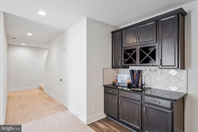 23099 GLENWOOD HEIGHTS CIR, Brambleton, VA 20148
